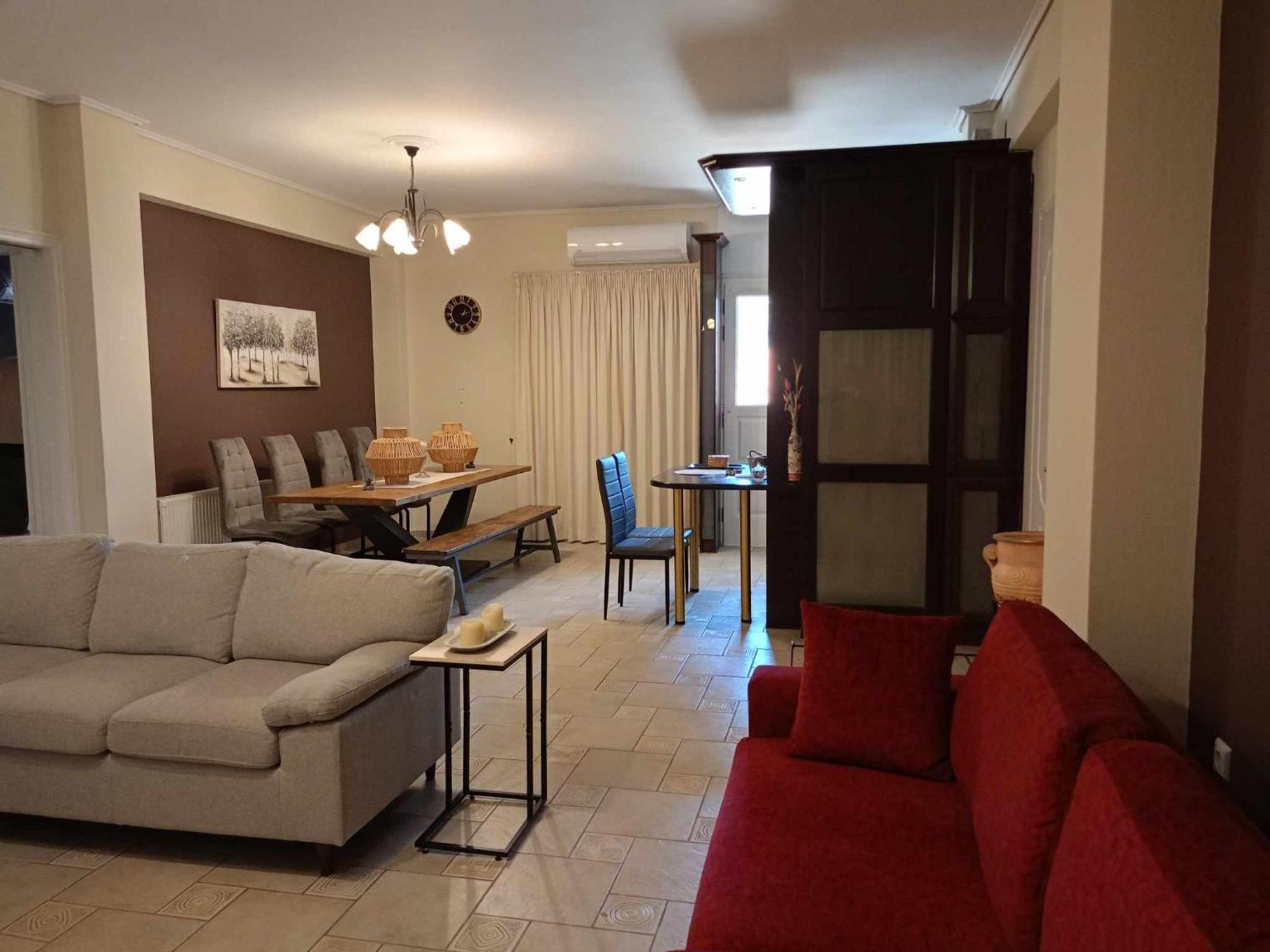 Comfortable Apartment In Kiato Bagian luar foto