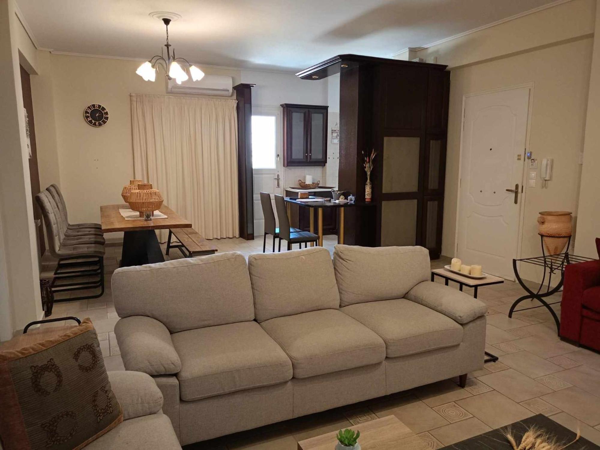 Comfortable Apartment In Kiato Bagian luar foto
